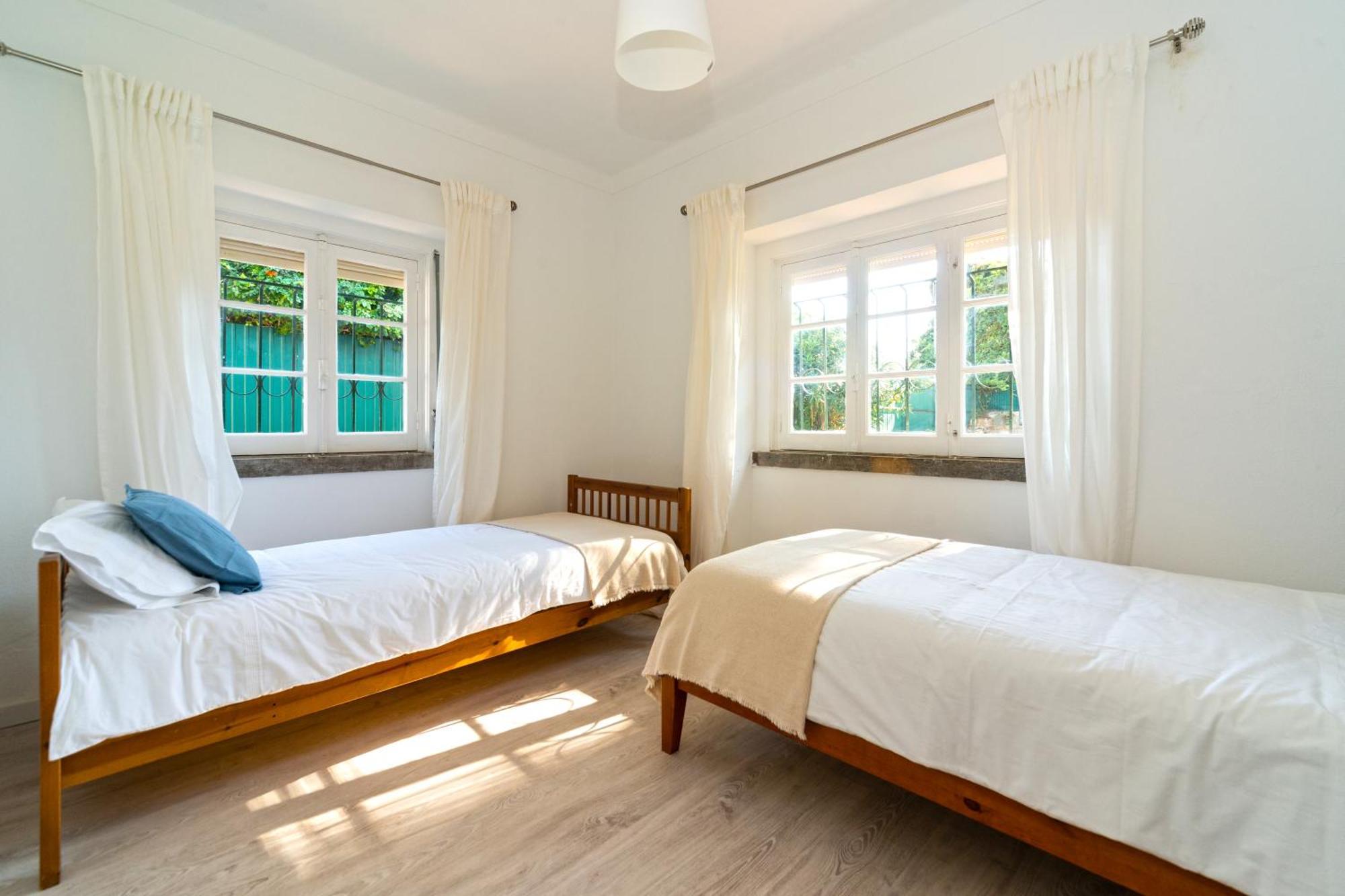4-Bedroom House In Cascais, Near Guincho Beach Extérieur photo